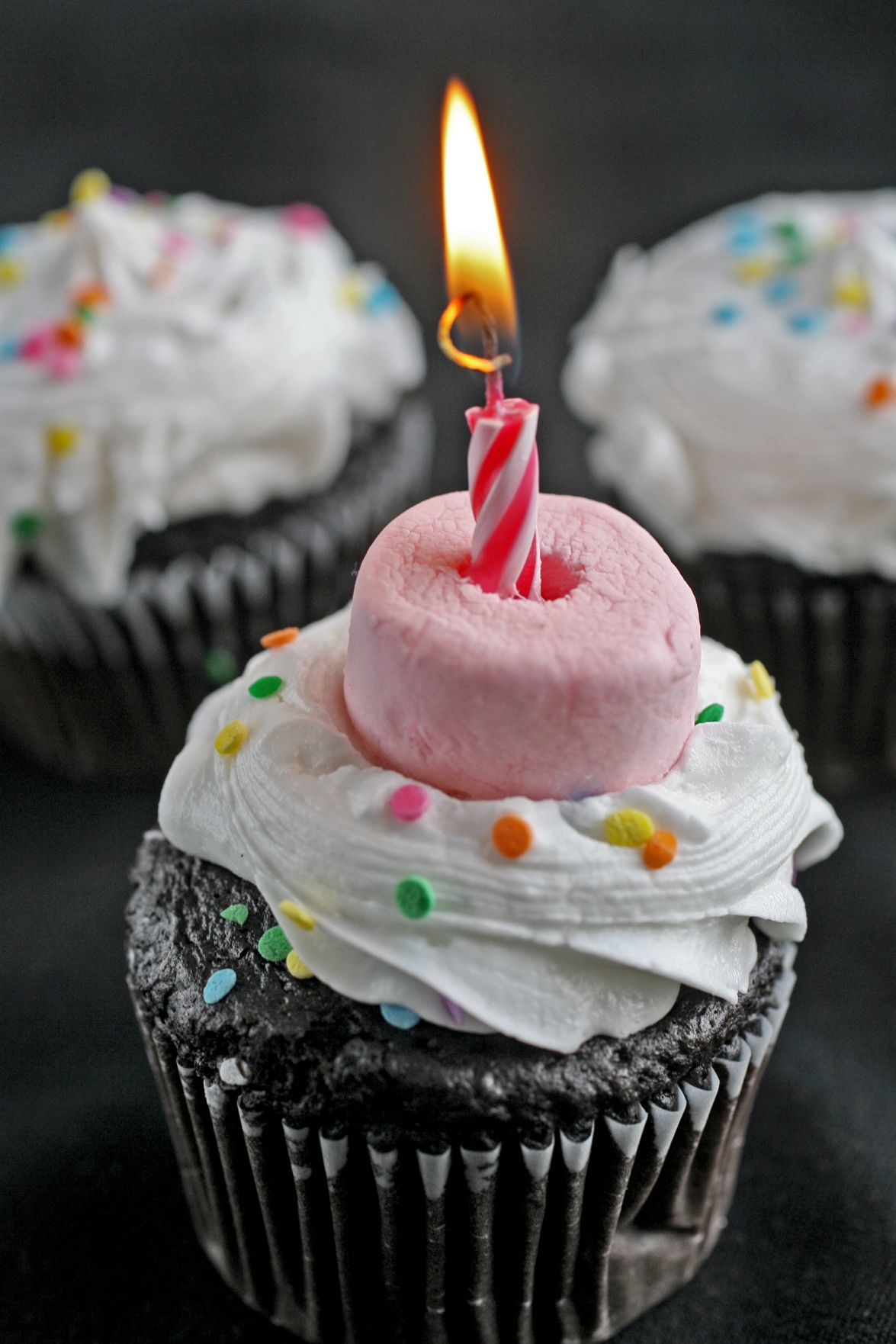 marshmallow cupcake